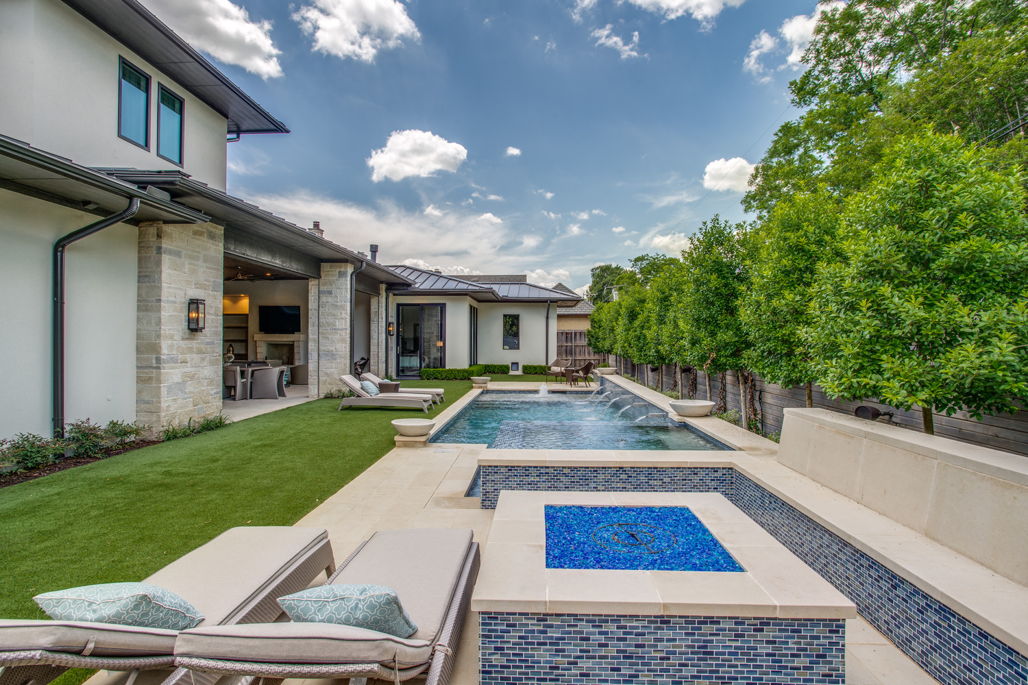 Project: Clean and Traditional Space | Pulliam Pools